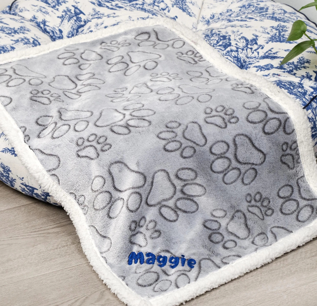 Personalized Warm Pet Blanket for Comfort & Unique | BKPet297