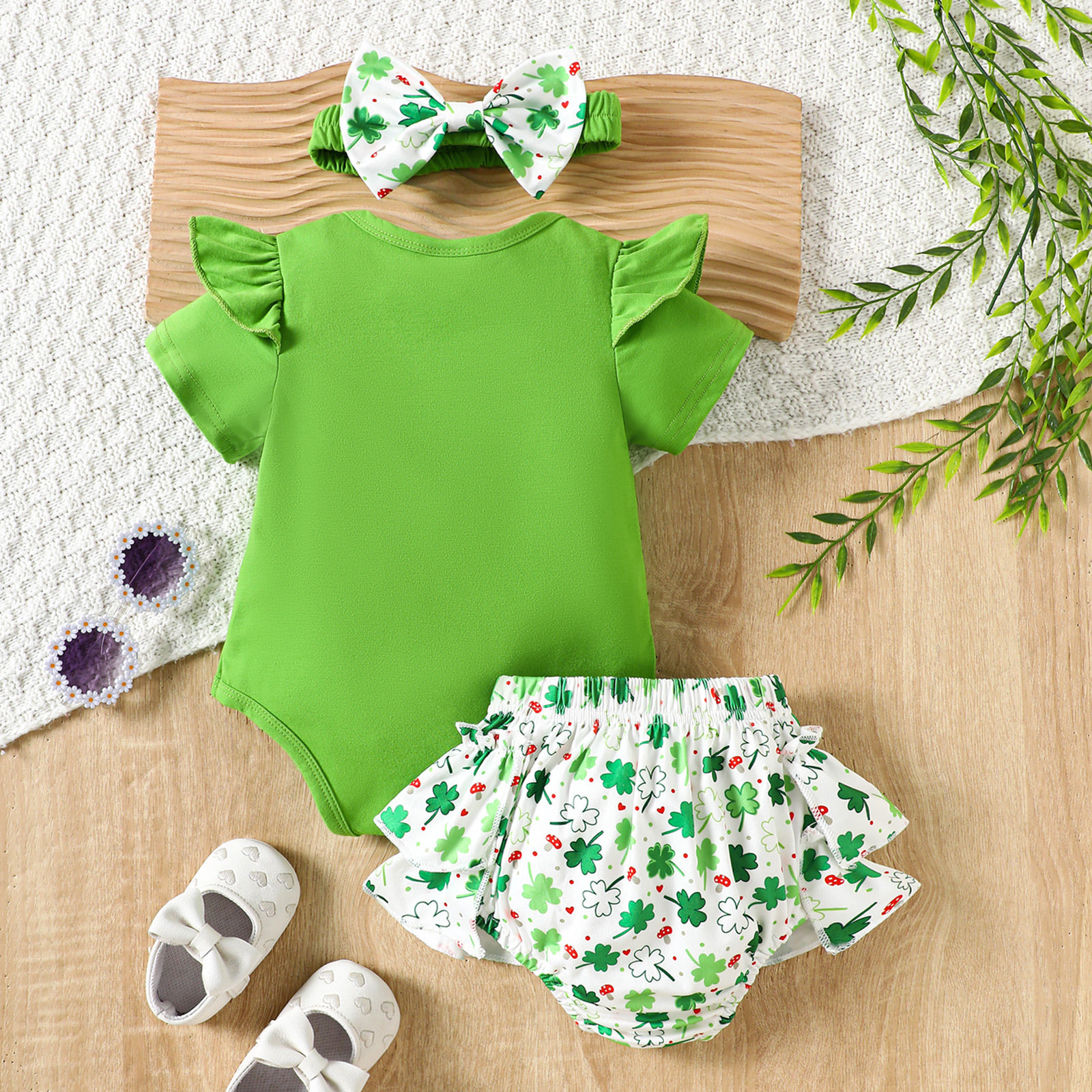 Personalized Baby Girl St. Patrick's Day Four Leaf Clover Letter Romper Set | CWBaby177