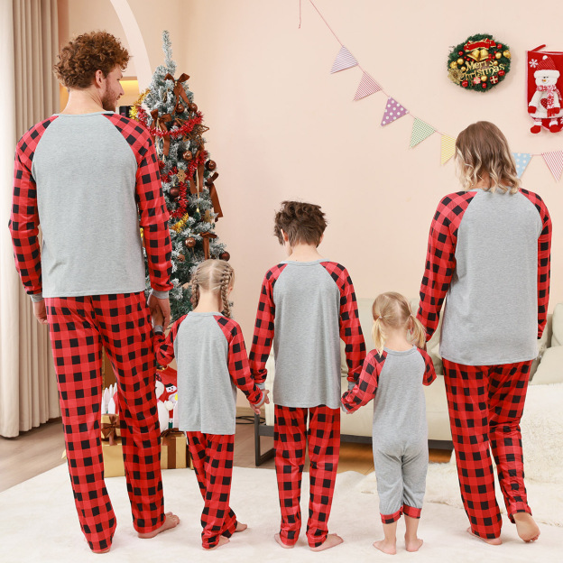 Personalized Matching Family Christmas Pajamas Set | CWFamily07