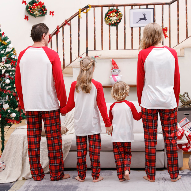 Personalized Matching Family Christmas Pajamas Set | CWFamily08
