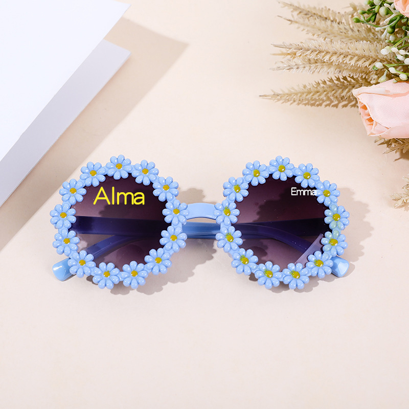 Personalized Birthday Party Favors Daisy Sunglasses For Kids | CWBeach131