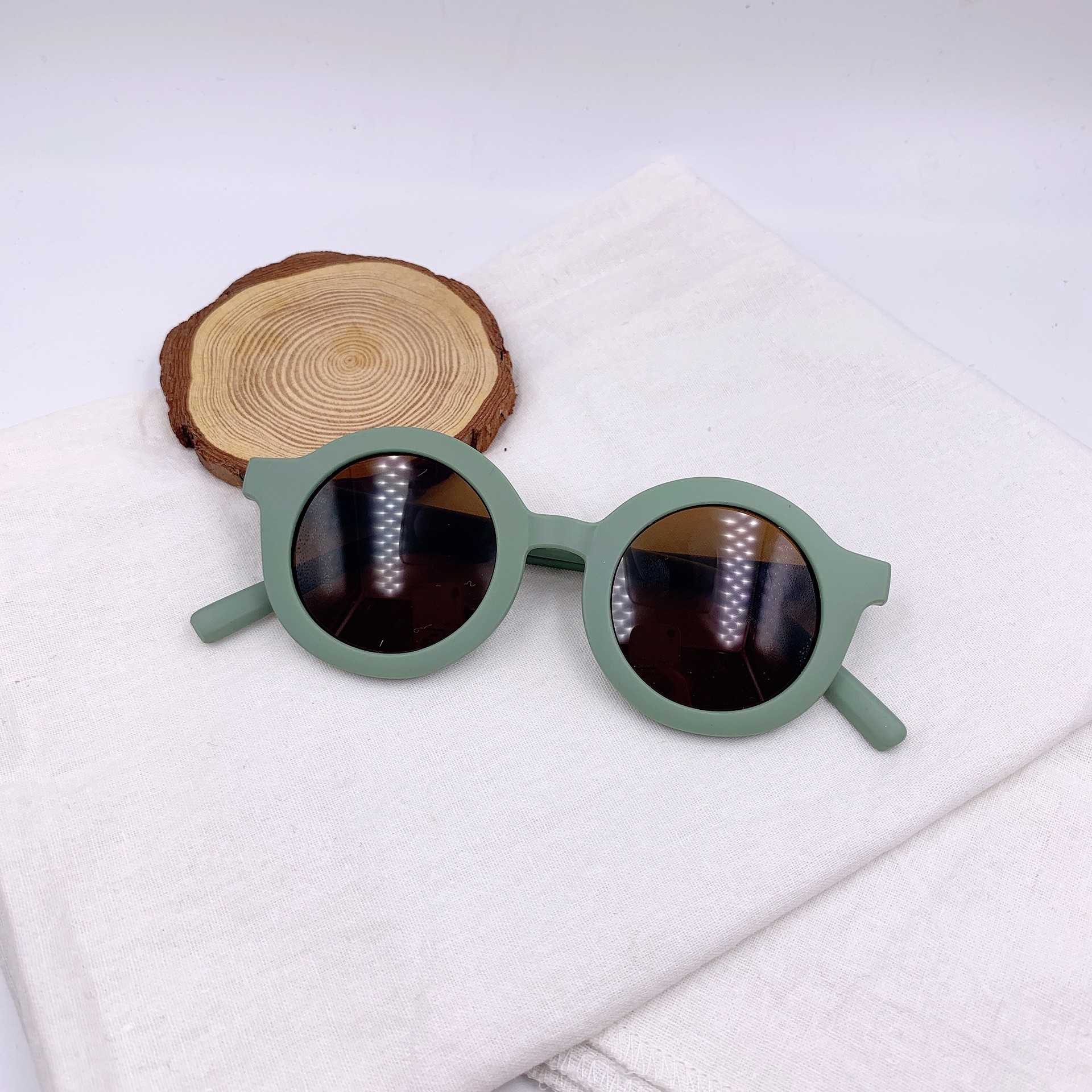 Personalized Name with Pearl & Heart Sunglasses For Adults | CWBeach139