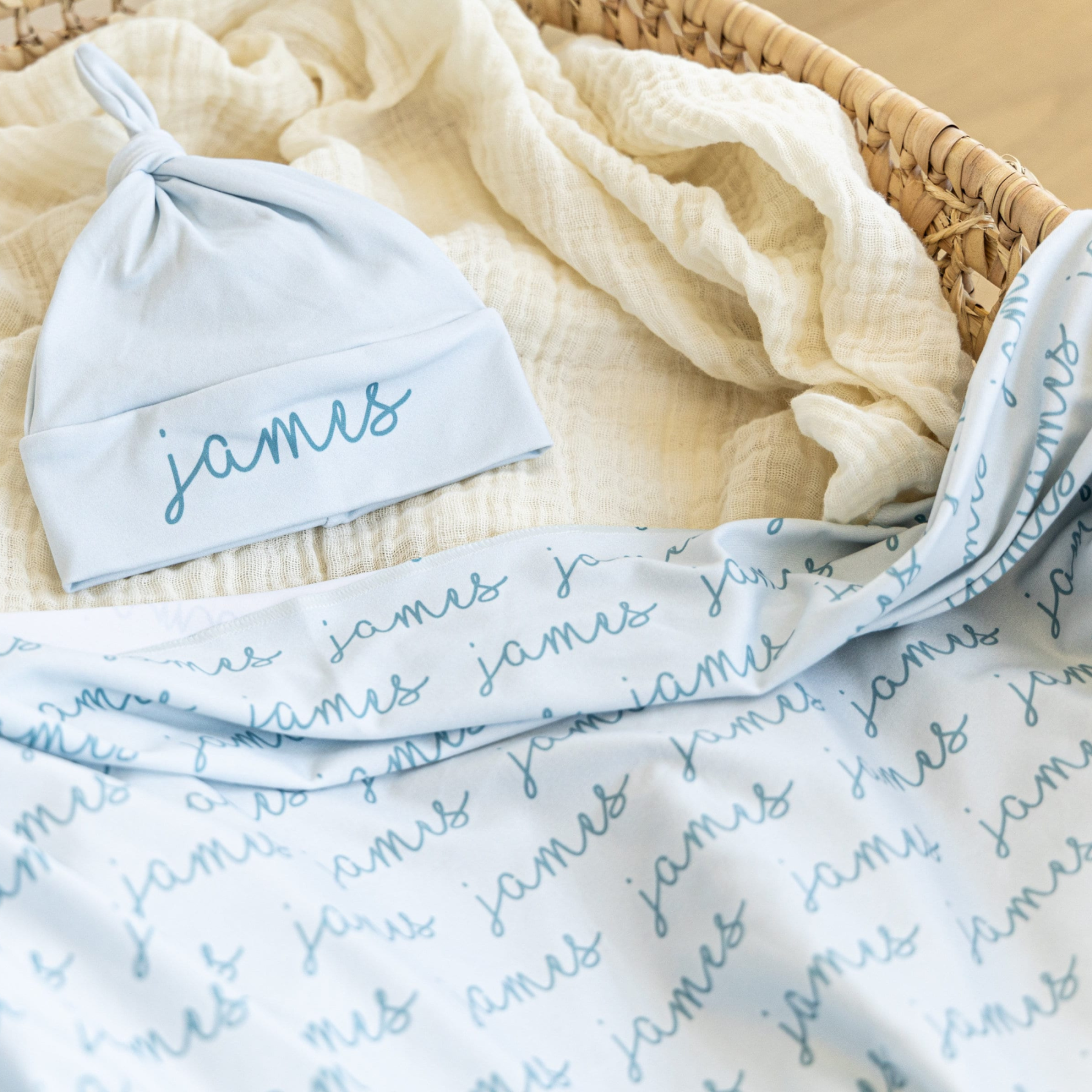 Personalized Baby Swaddle Blanket Set for Comfort & Unique | BBBlanket02