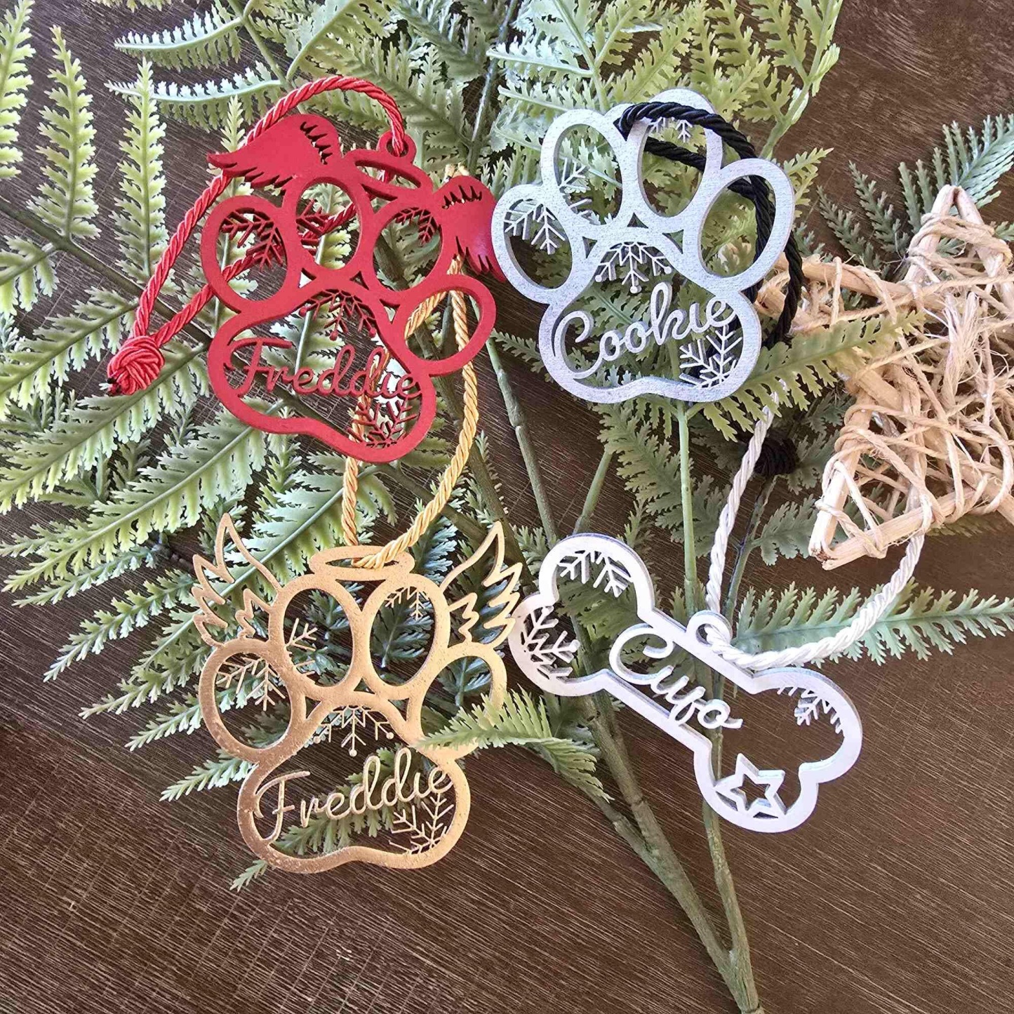 Personalized Paw Pet Print Christmas Ornament | MCGift195