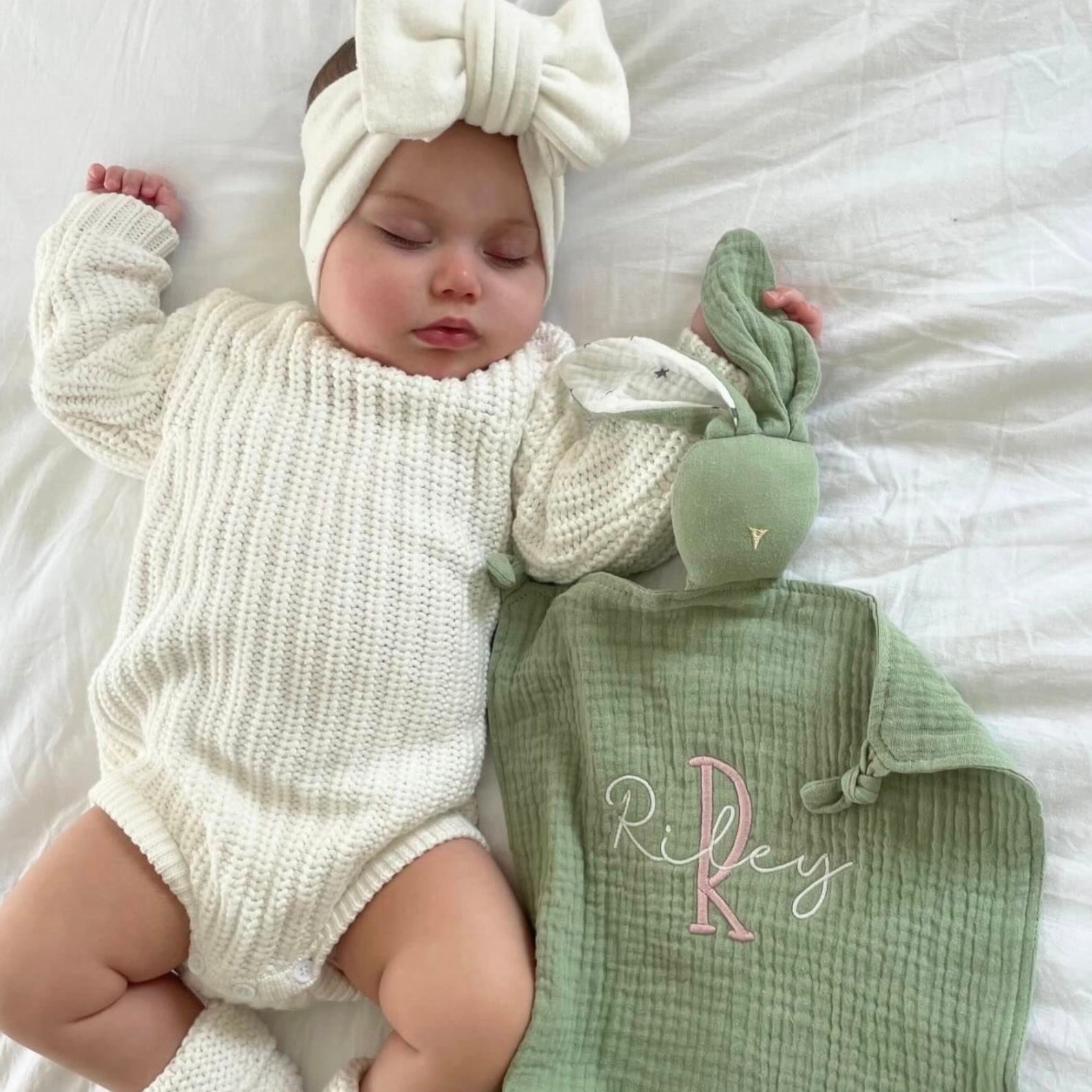 Personalized Baby Embroidery Comforter Sleep Toy | CWToy84