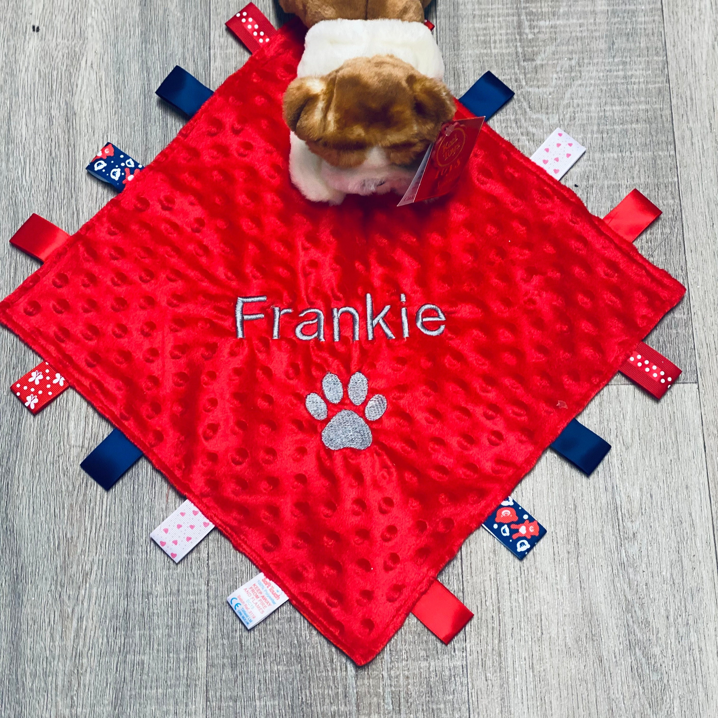 Personalized Pet Embroidery Comforter Ribbon Taggie | BKPet77