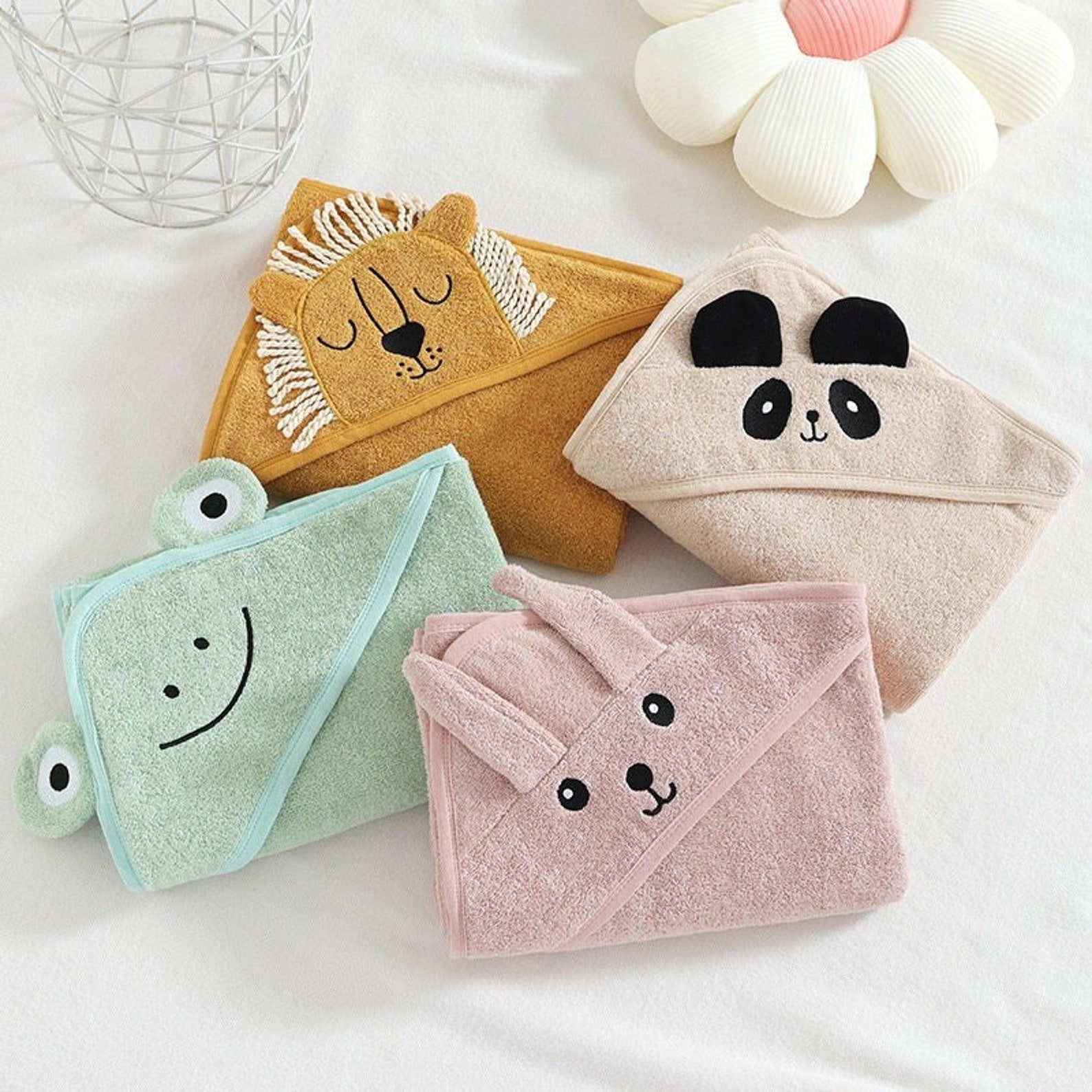 Personalized Embroidery Animal Hooded Baby Towel | CWBaby22
