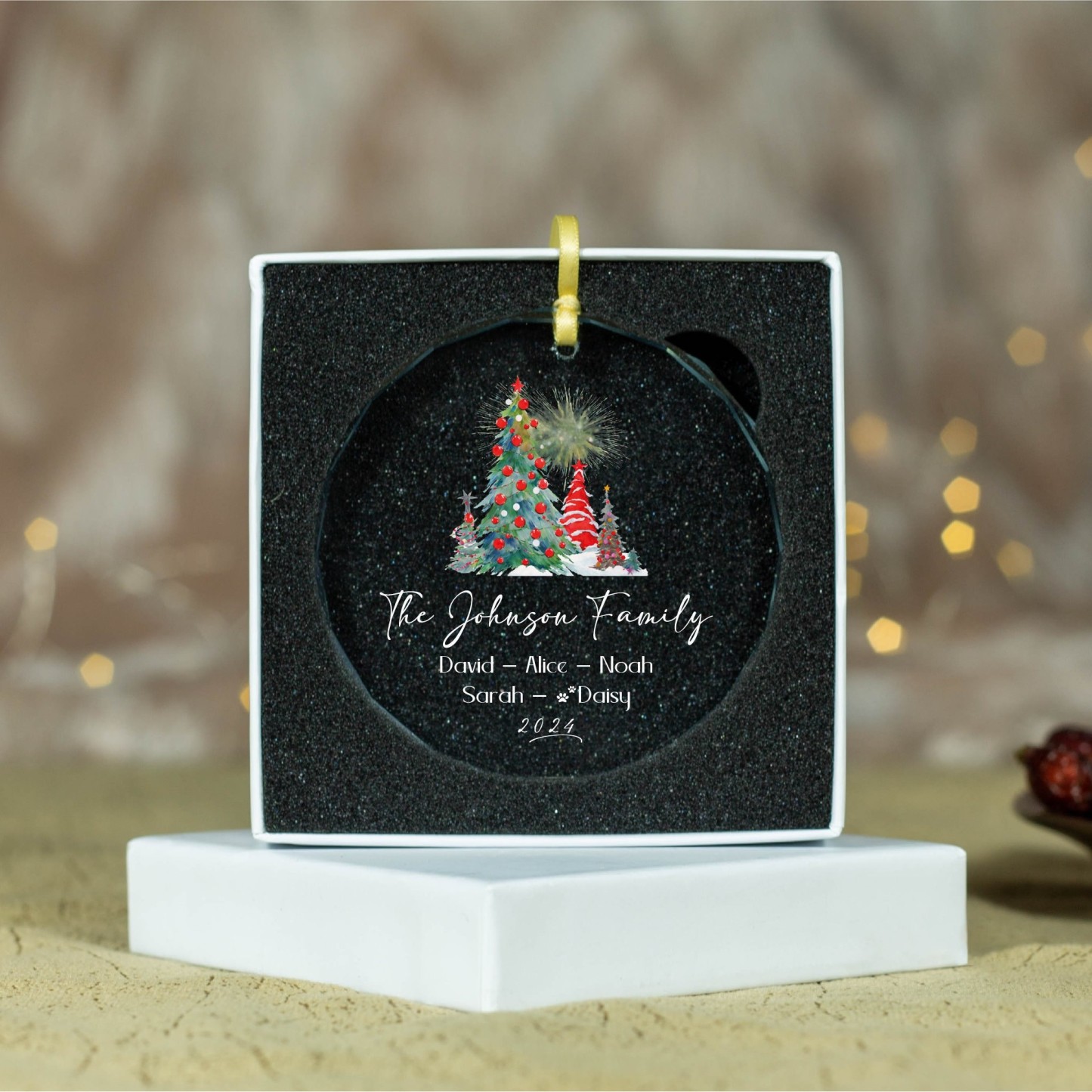 Personalized Glass Family Christmas Ornaments | CWGlass21