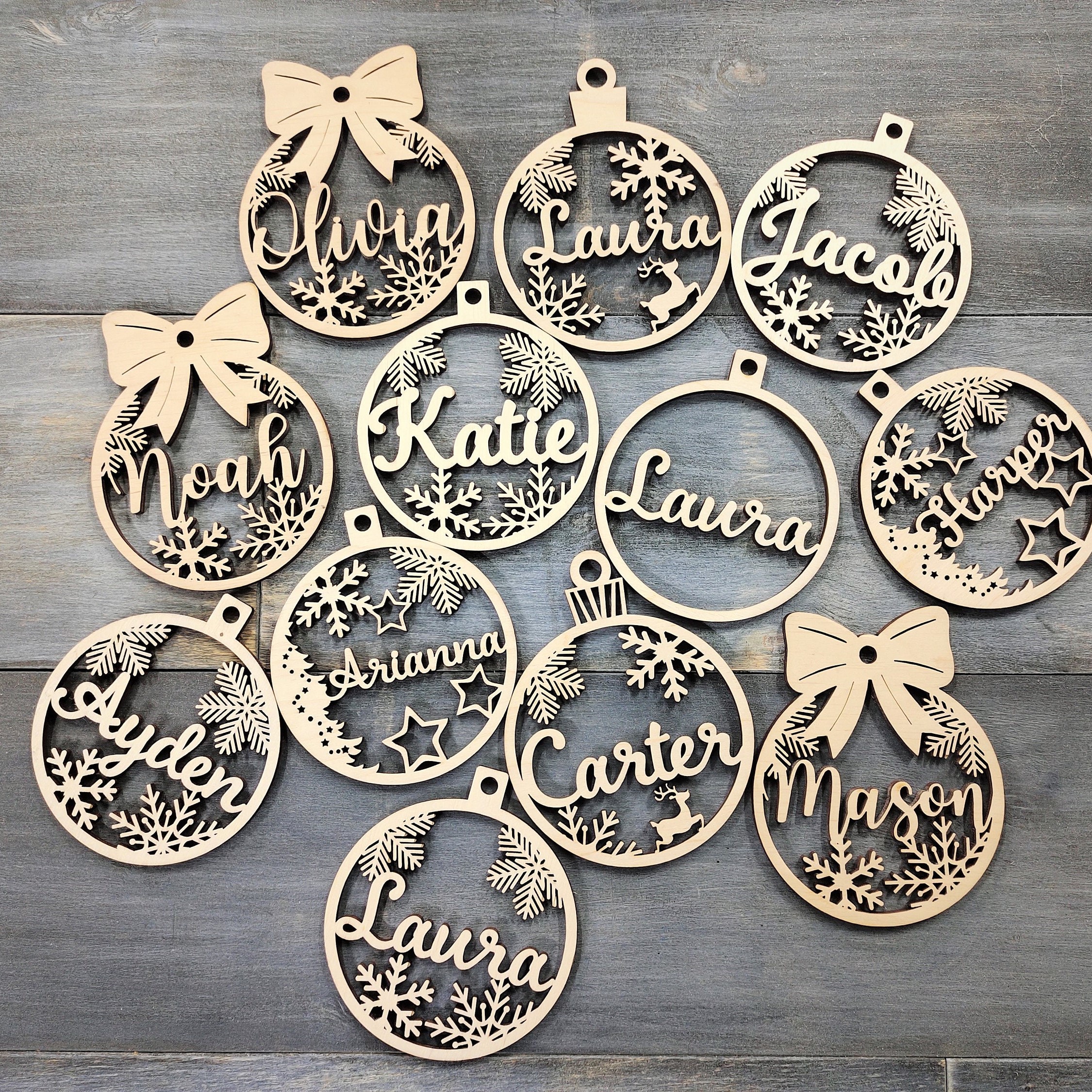 Personalized Wooden Christmas Ornaments | MCGift23
