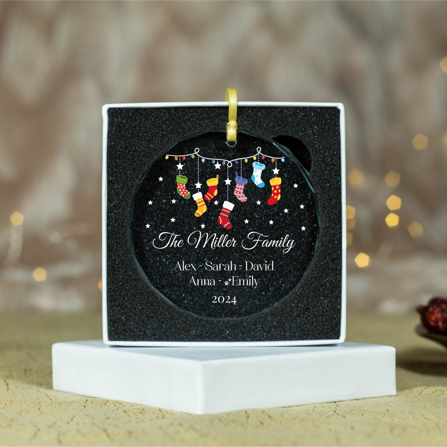 Personalized Glass Family Christmas Ornaments | CWGlass14