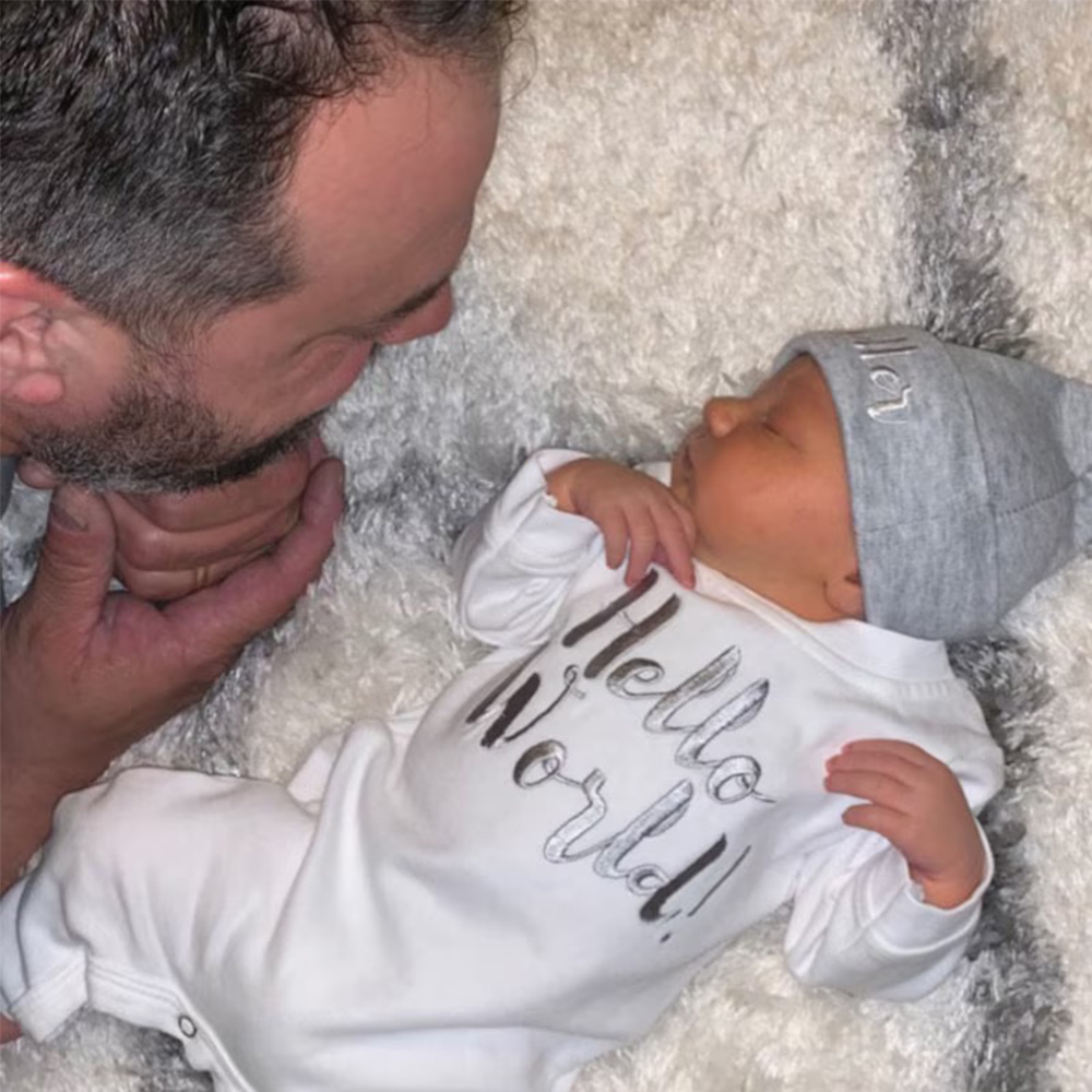 Personalized Embroidery Hello World Baby Coming Home  Ropmer and Hat Set | CWBaby161