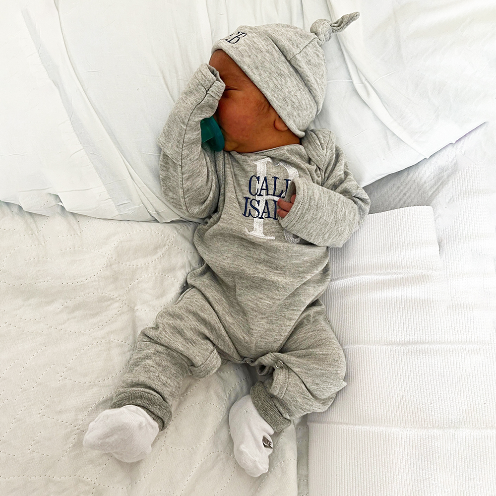 Personalized Embroidery Baby Coming Home Romper and Hat Set | CWBaby204