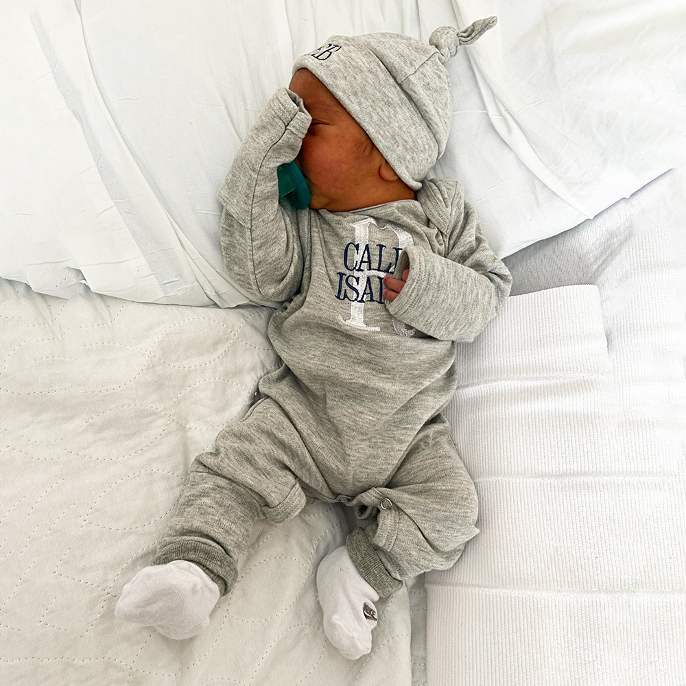 Personalized Embroidery Baby Coming Home Romper and Hat Set | CWBaby204