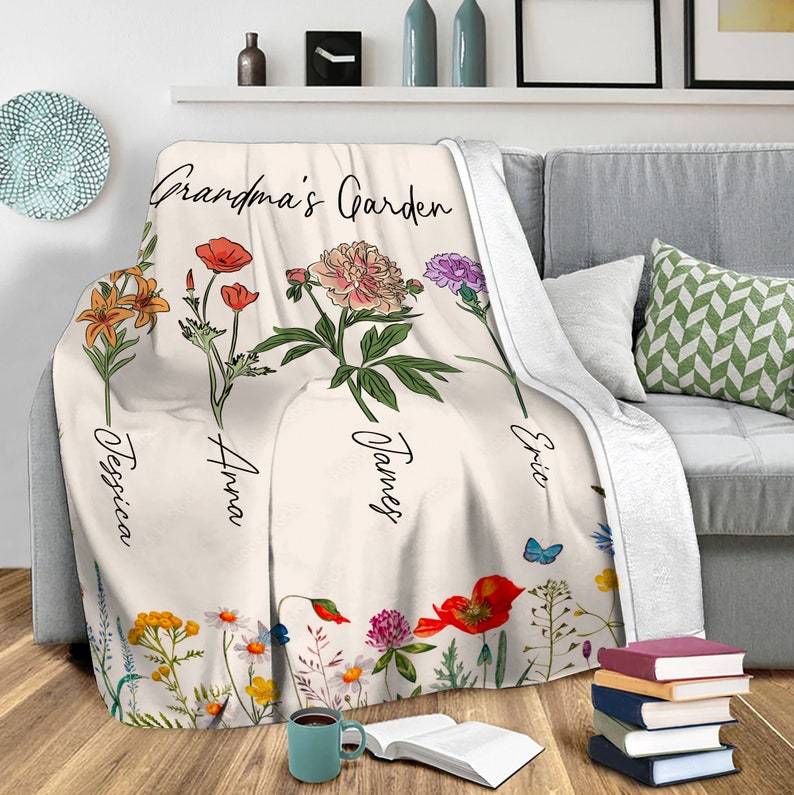 Personalized Family Name Blanket for Comfort & Unique | BKName14