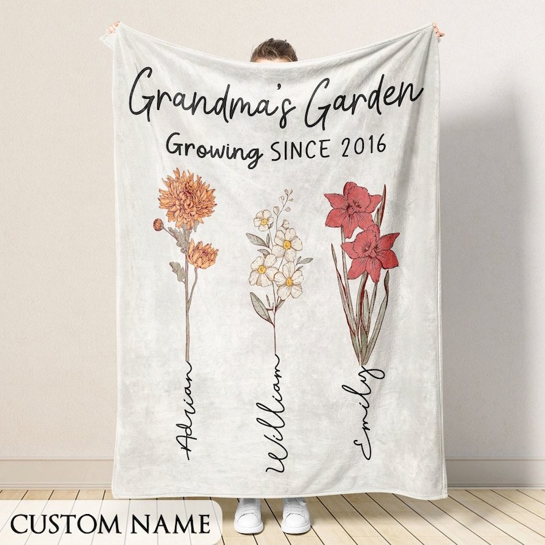 Personalized Family Name Blanket for Comfort & Unique | BKName11