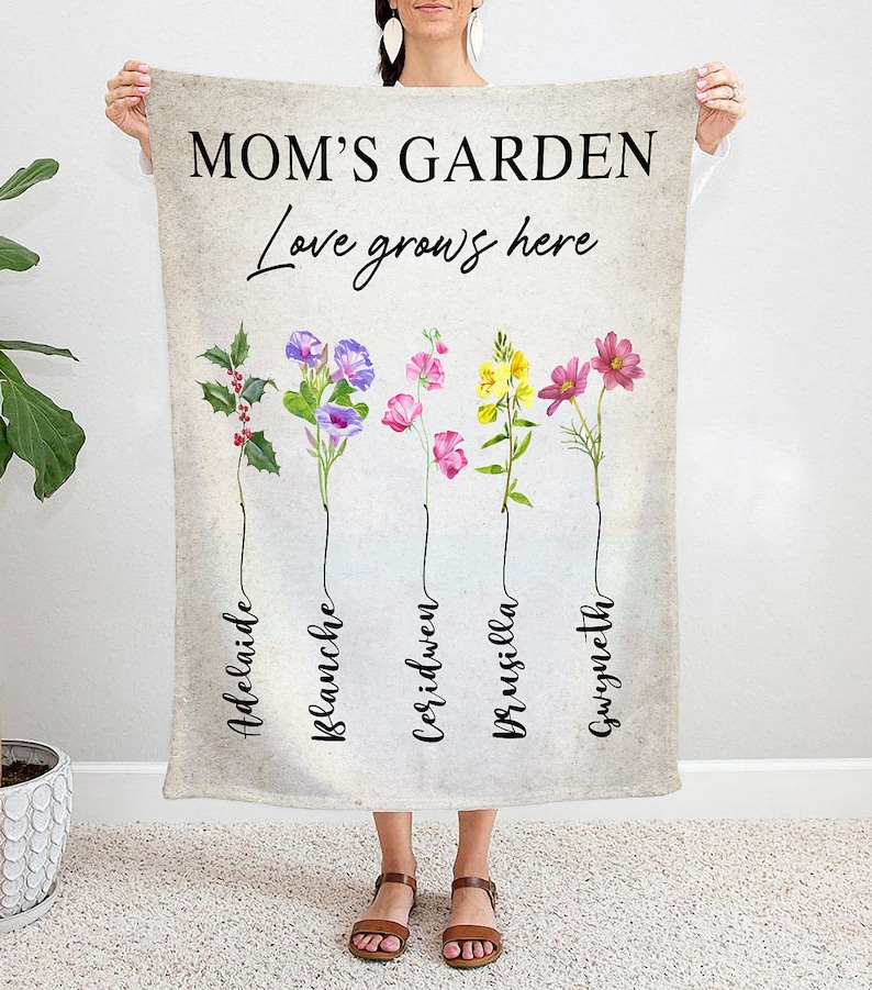 Personalized Family Name Blanket for Comfort & Unique | BKName13