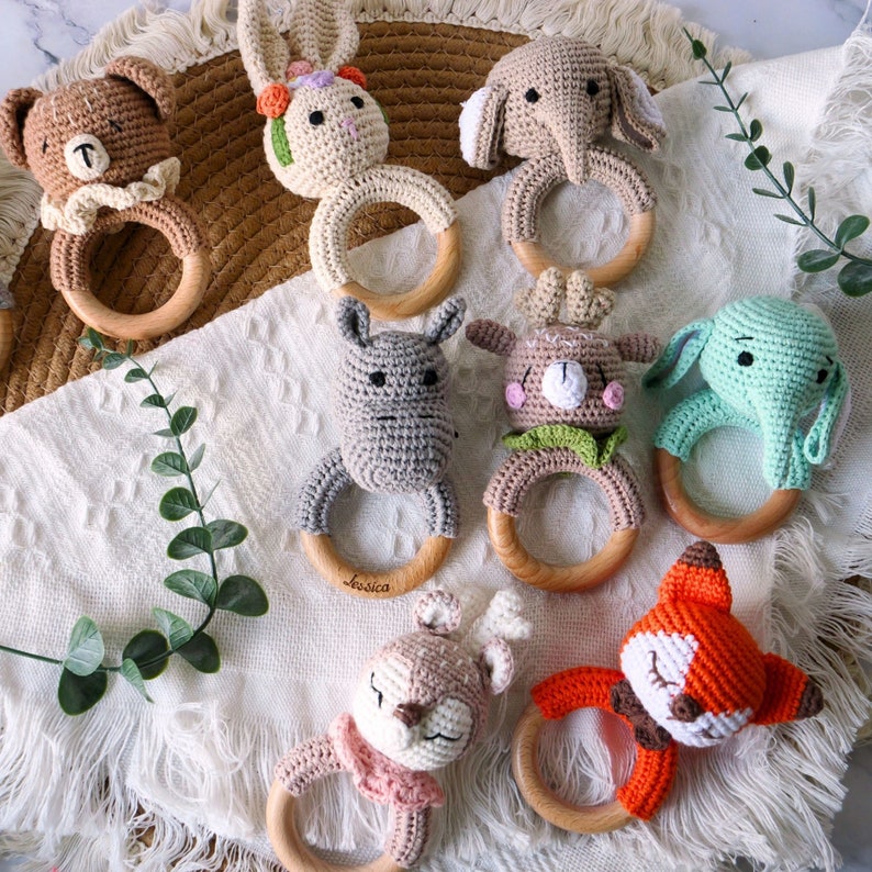 Personalized Knitted Wooden Baby Gripping Ring | CWToy11