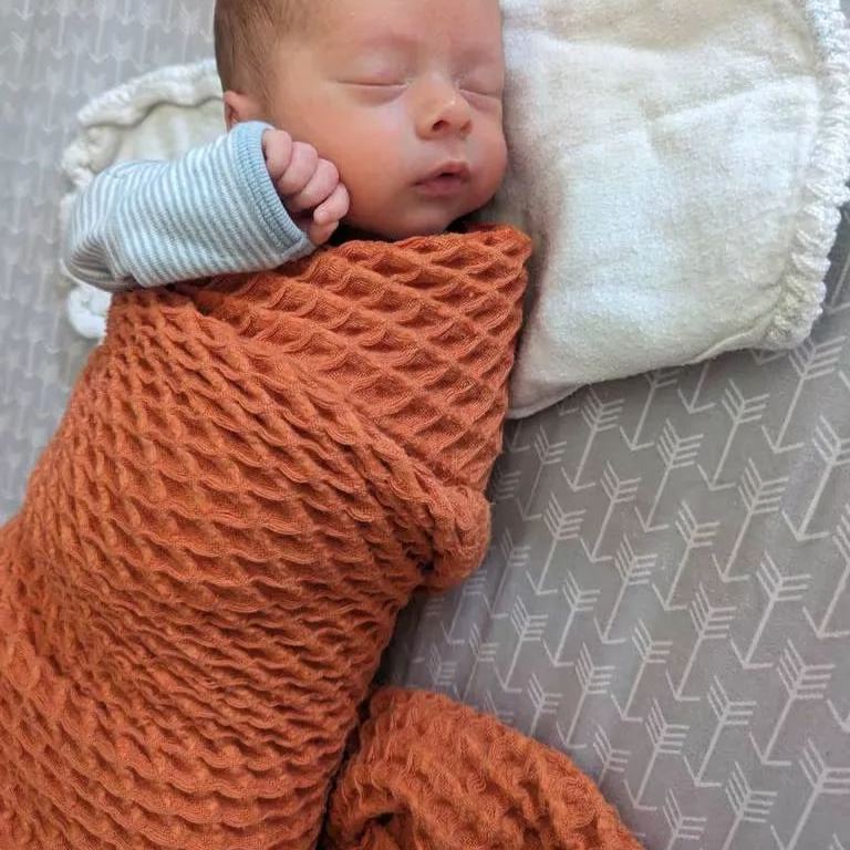 Personalized Embroidered Waffle Blanket for Comfort & Unique| CWBaby48