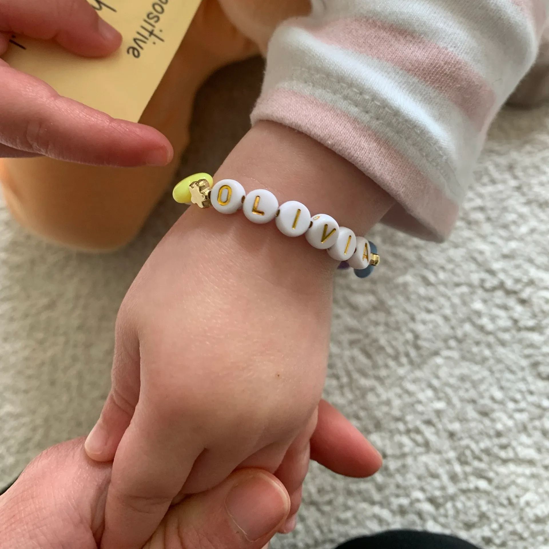 Personalized Kids Lovely Bead Bracelet With Name | CWBeach137