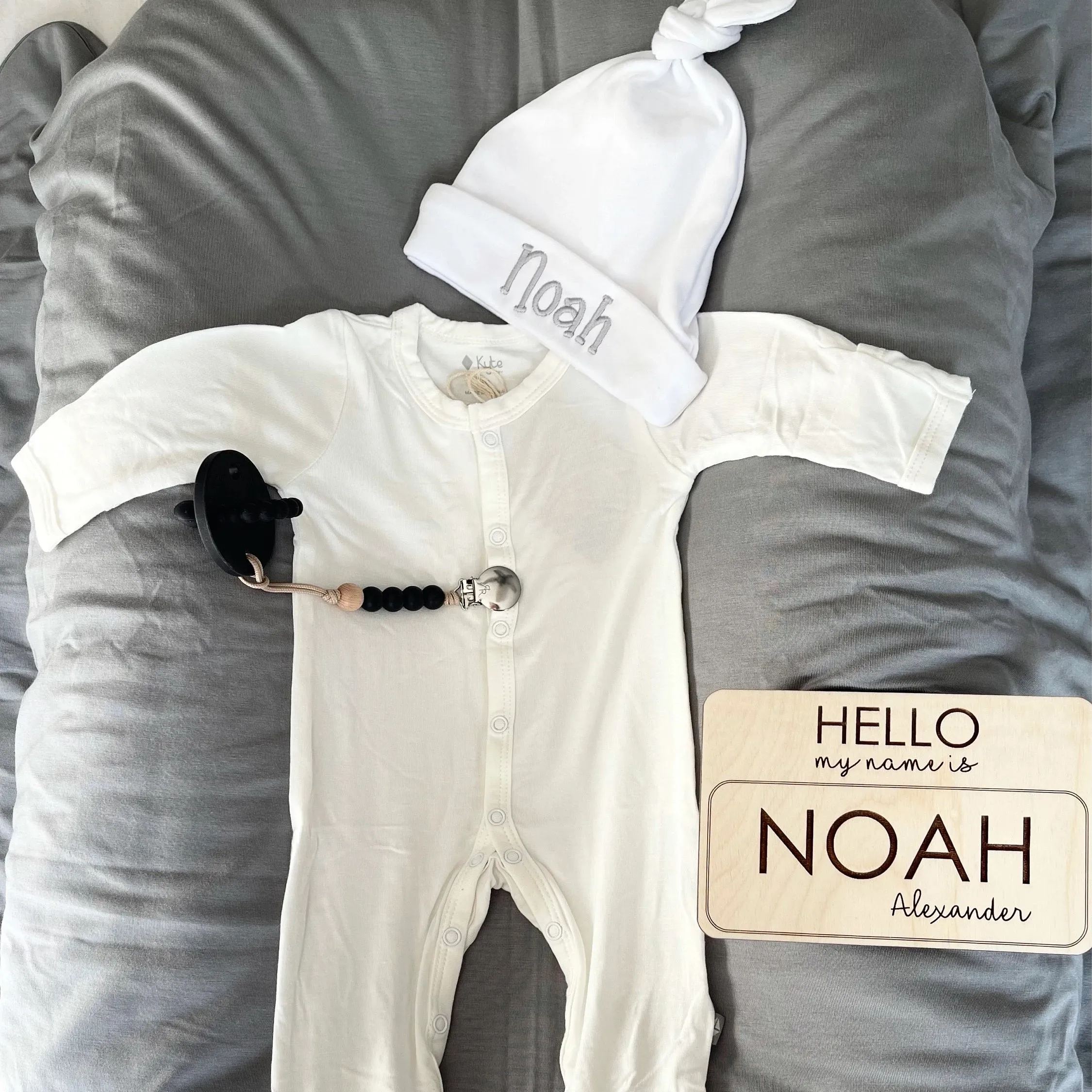 Personalized Embroidery Newborn Baby Hat for Comfort & Unique | CWBaby201