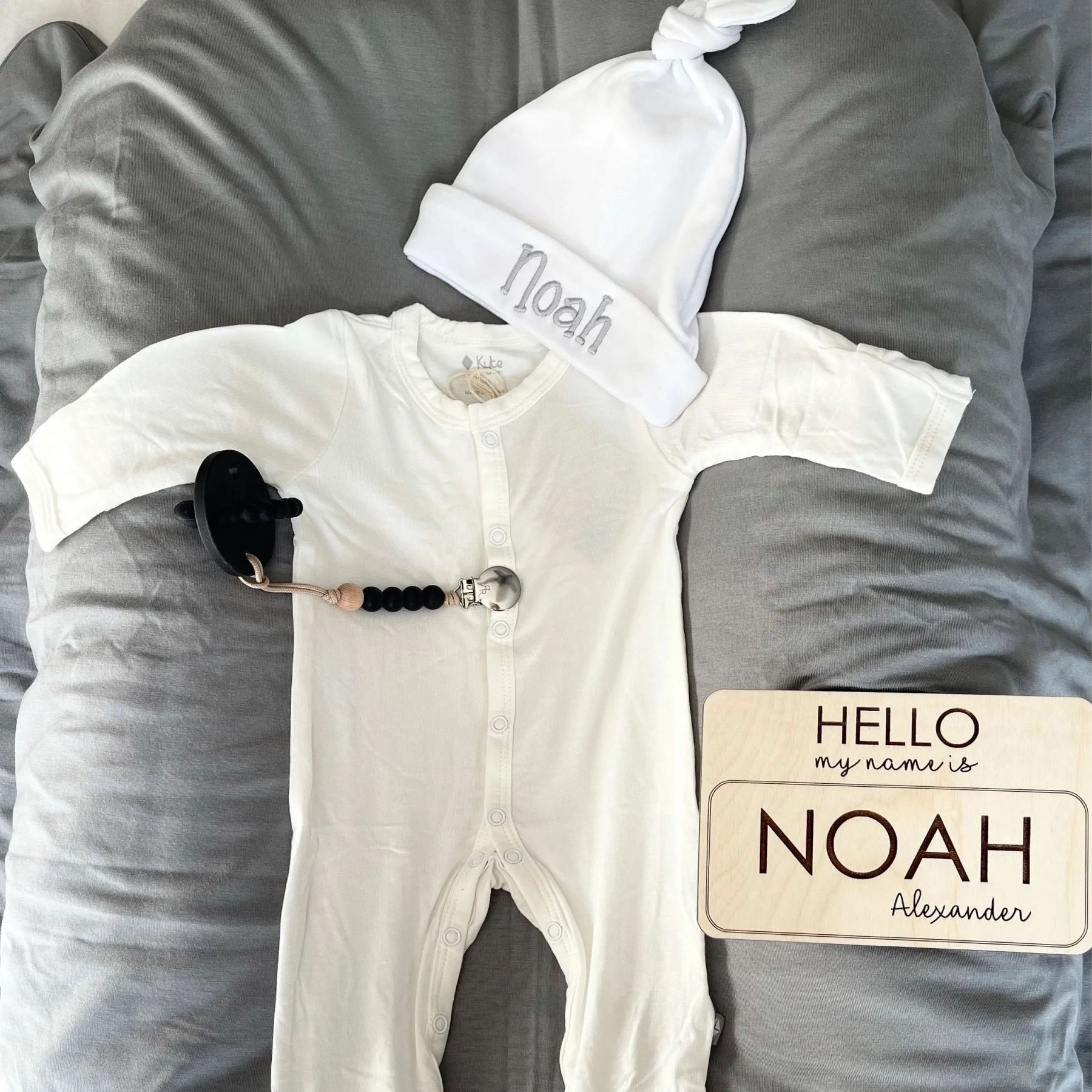 Personalized Embroidery Newborn Baby Hat for Comfort & Unique | CWBaby201