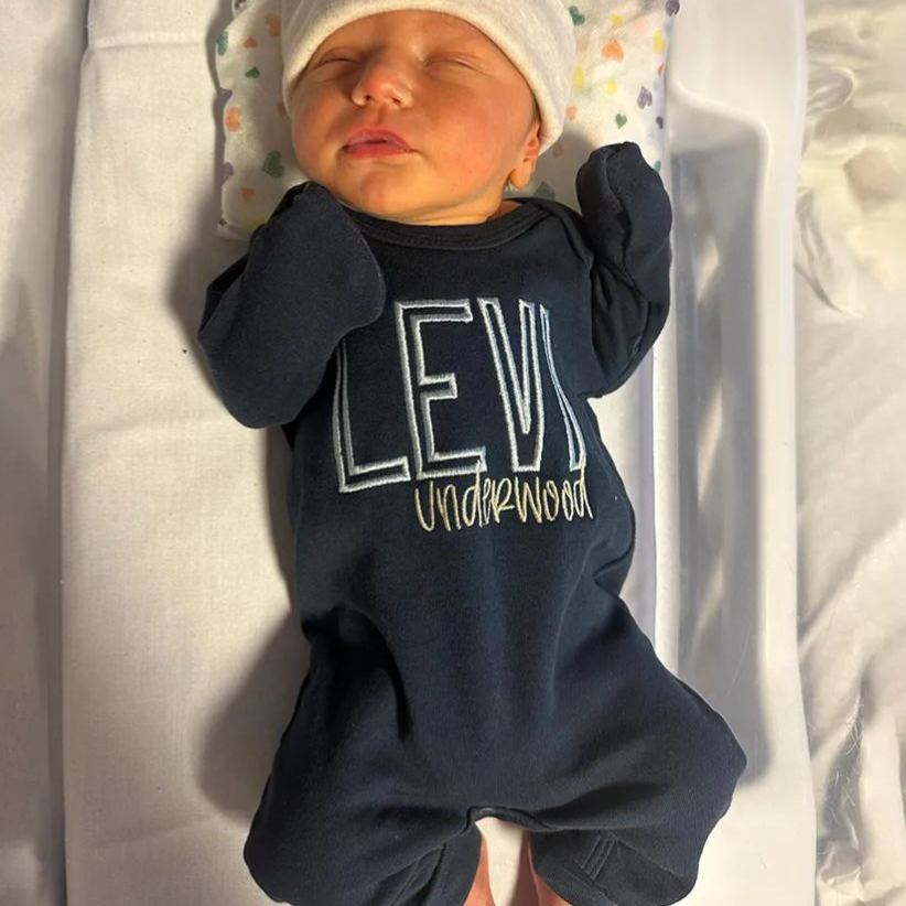 Personalized Embroidery Baby Coming Home Romper and Hat Set | CWBaby203