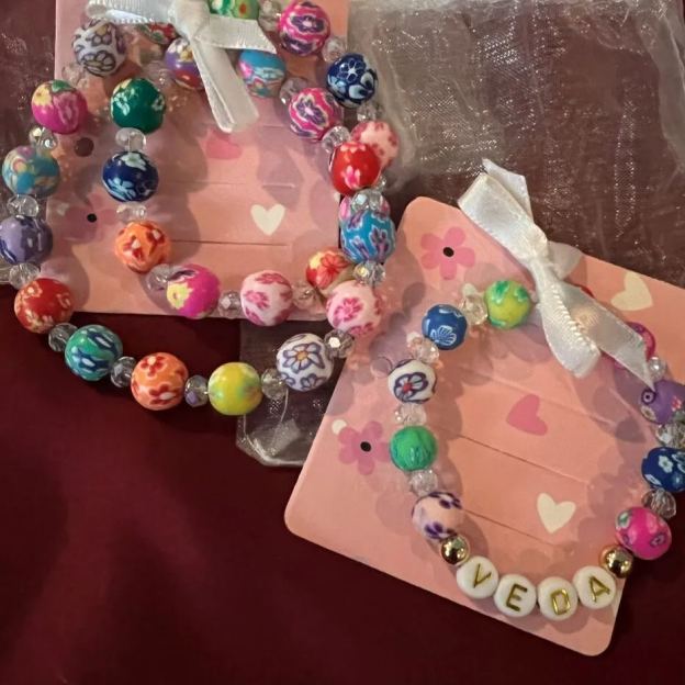 Personalized Kids Handmade Sparkle Flower Bracelet And Necklace Set | CWBeach184