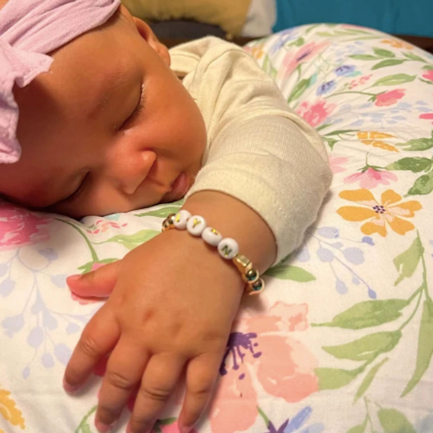 Personalized 14K Gold Baby Shower Gift Bracelet | CWBeach187