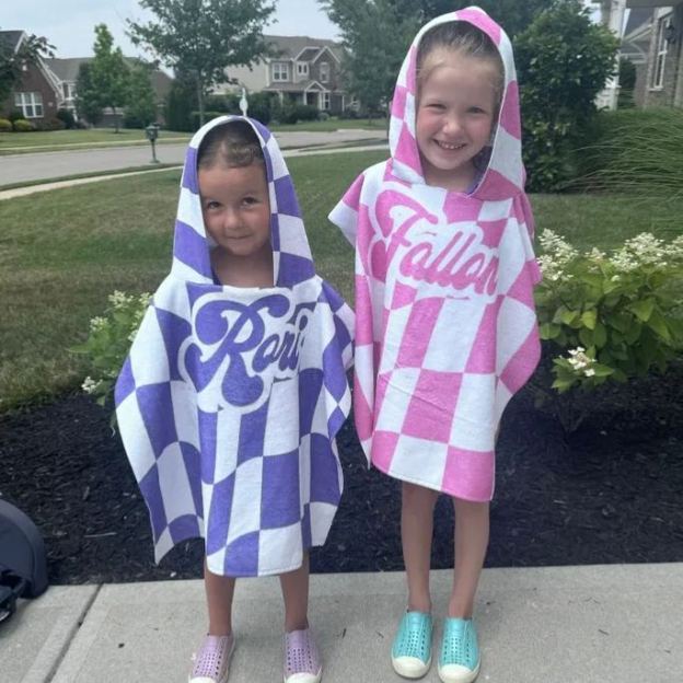 Personalized Hooded Beach Towel for Summer & Beach | CWHTowel41