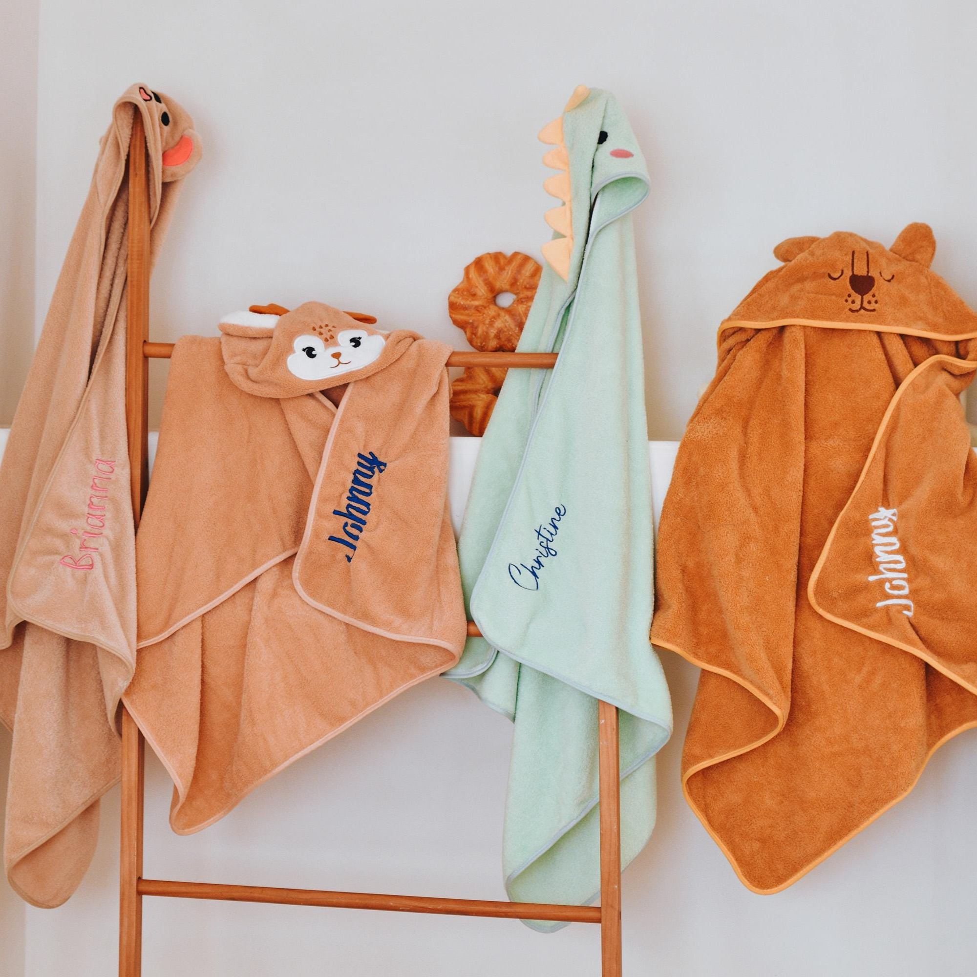 Personalized Embroidery Animal Coral Fleece Soft Hooded Towel | CWBaby142