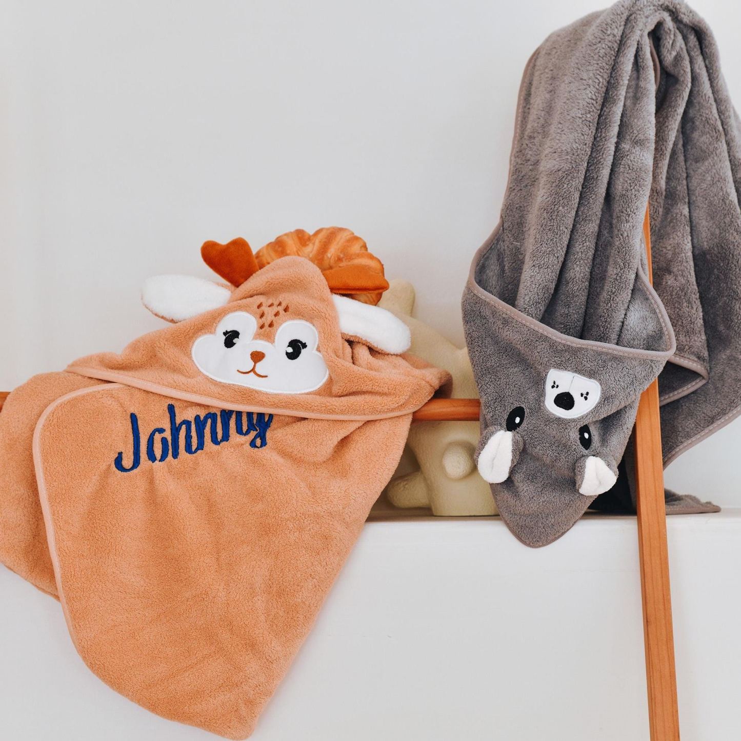 Personalized Embroidery Animal Coral Fleece Soft Hooded Towel | CWBaby142