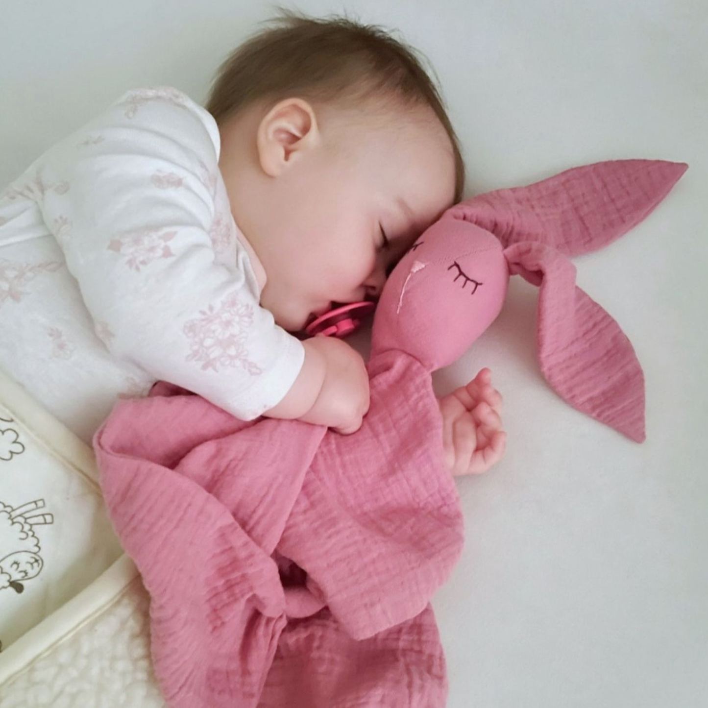 Personalized Baby Embroidery Comforter Sleep Toy | CWToy03