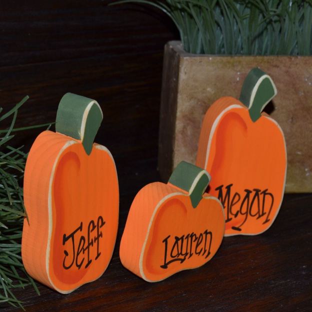 Personalized Pumpkin Family Sign Halloween Decor | CWHalloween55