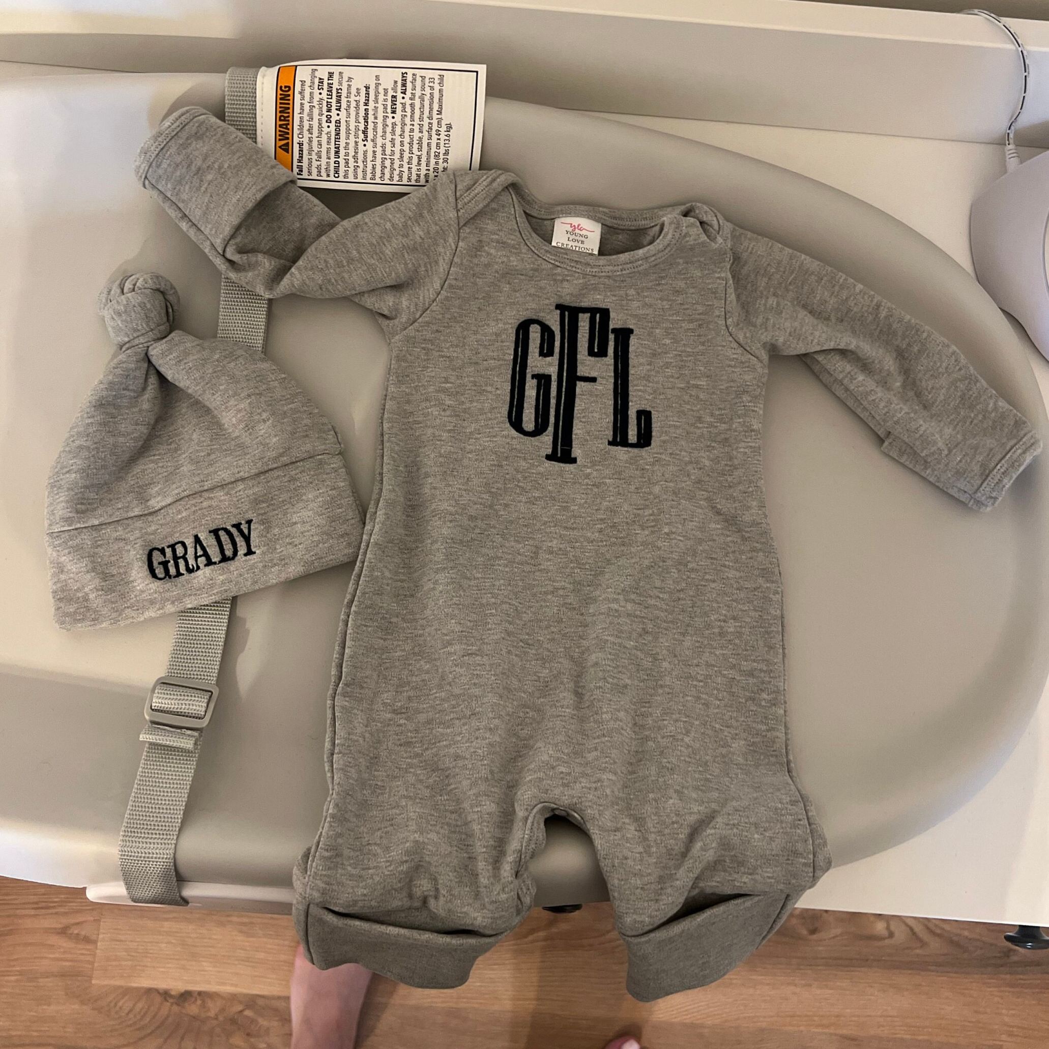 Personalized Embroidery Baby Coming Home Romper and Hat Set | CWBaby347