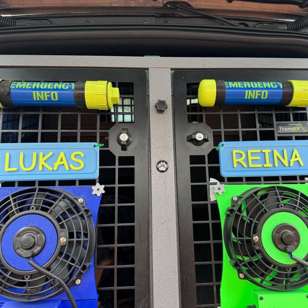 Personalized 3D Printed Pet Name Plate for Crate | BKPet350