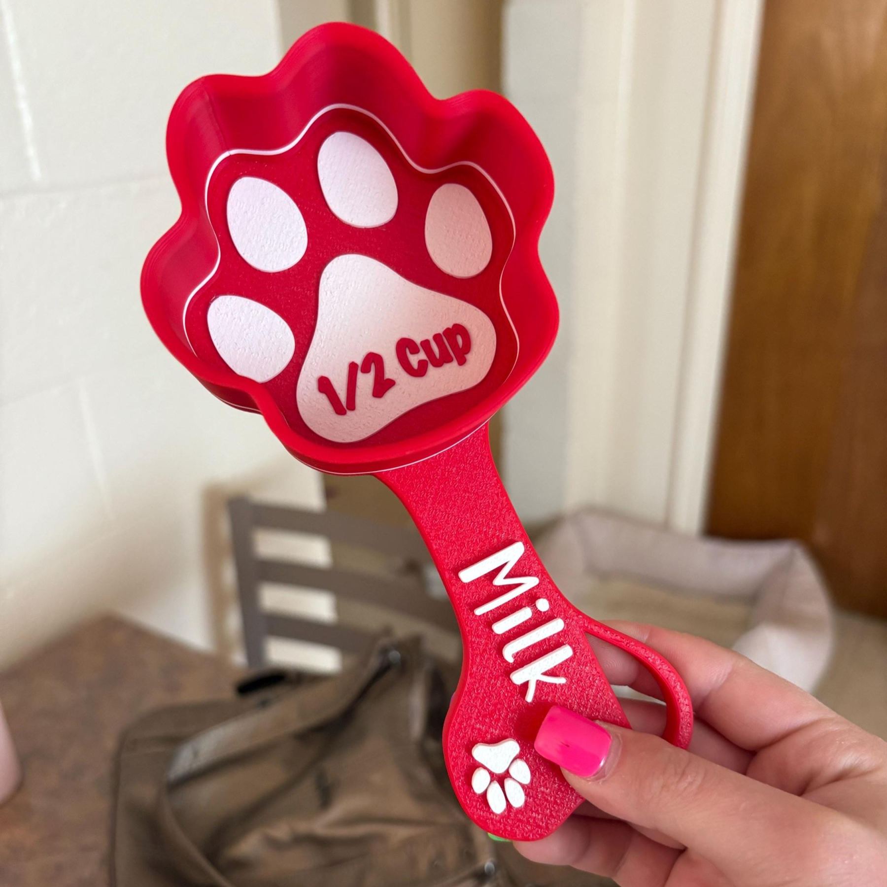 Personalized 3D Printed Paw Shaped Dog Food Scoop | BKPet369