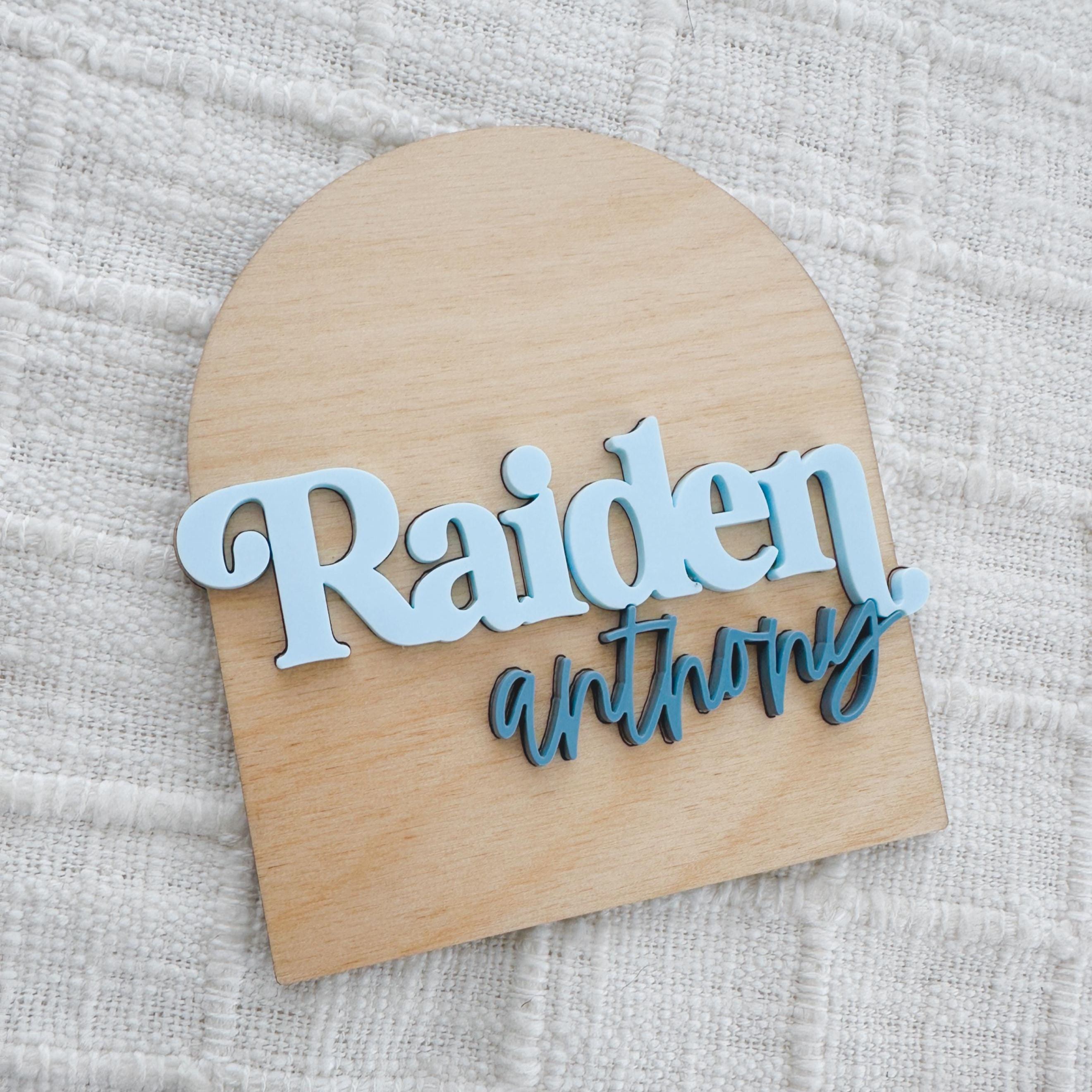 Personalized Baby Name Announcement Sign | CWBaby406