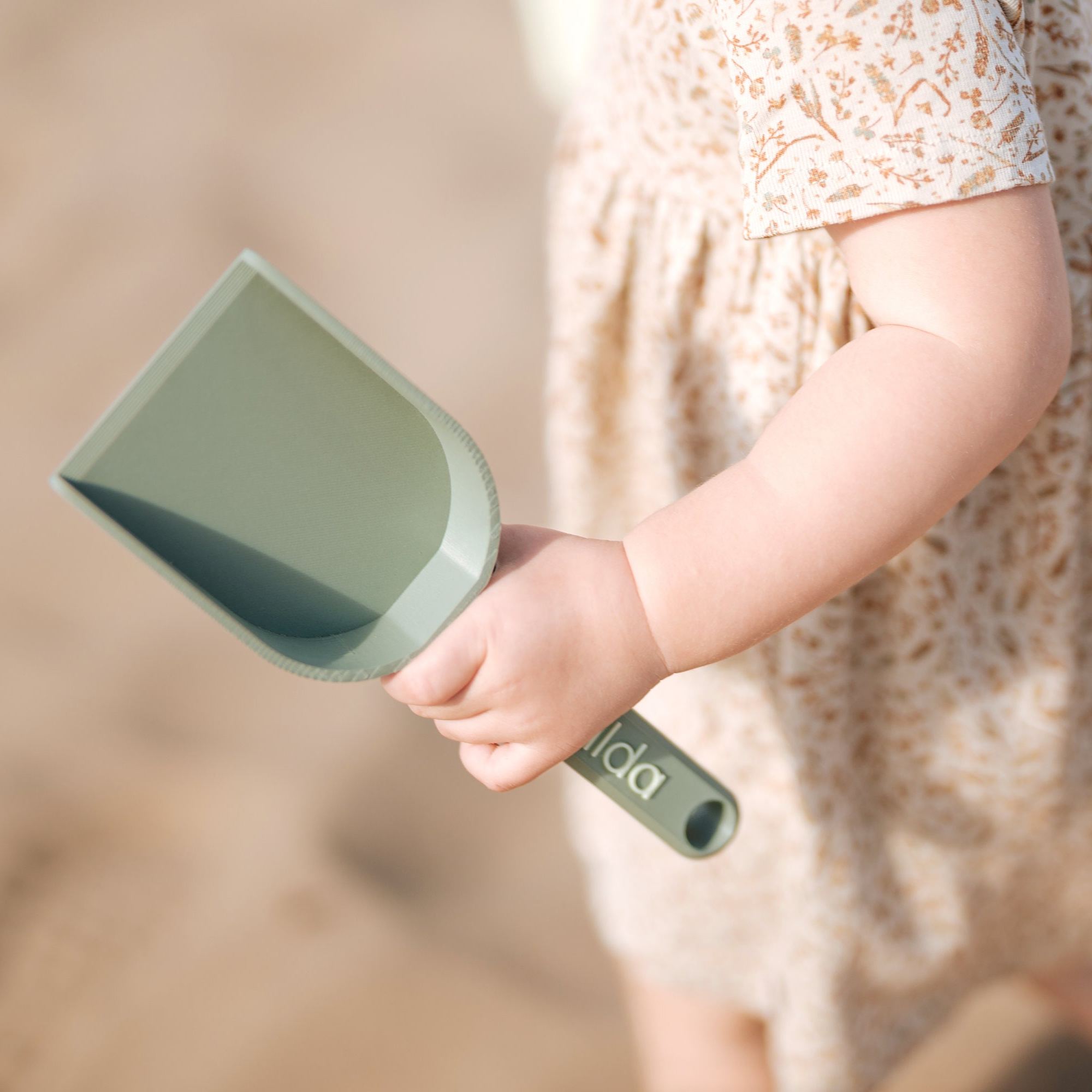 Personalized Children's Toy Shovel With Name | CWBeach227