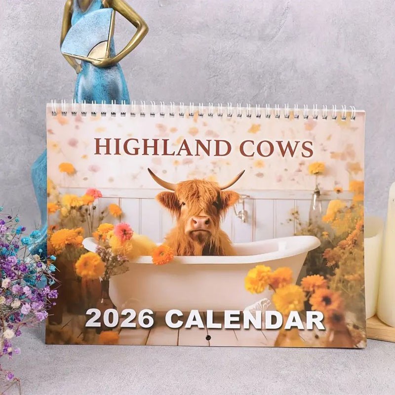 📅2026 Bathtub Highland Cow Calendar
