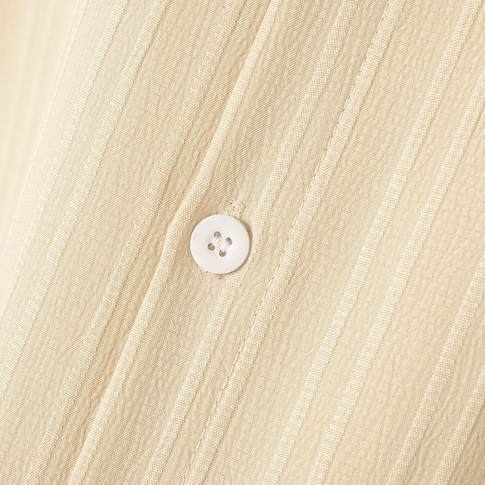 Lässiges und bequemes Kurzarmhemd im Streifendesign