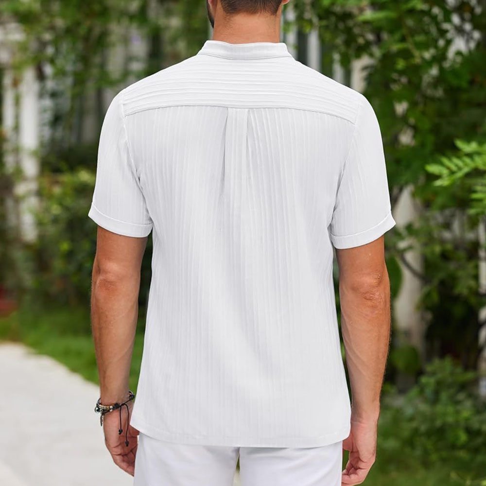 Lässiges und bequemes Kurzarmhemd im Streifendesign