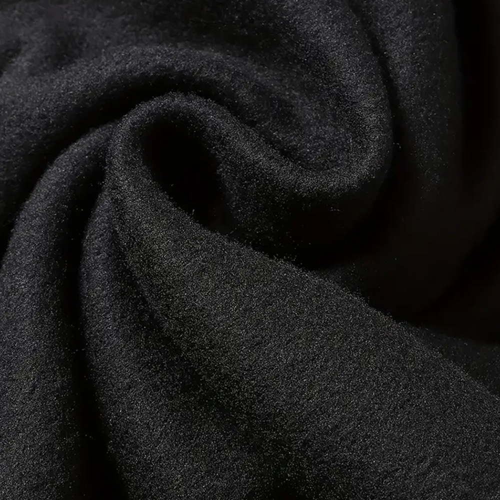 Stilvolles Herren-Set aus Langarm-Sweatshirt und Jogginghose