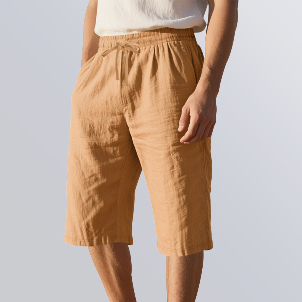 Sommerliche schlichte Herrenhose aus lockerem Leinen