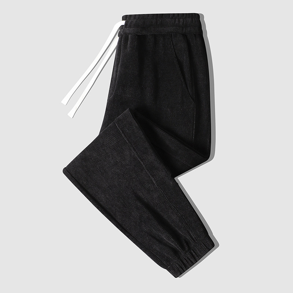 Sportliche Freizeithose für Herren aus Cord und Fleece