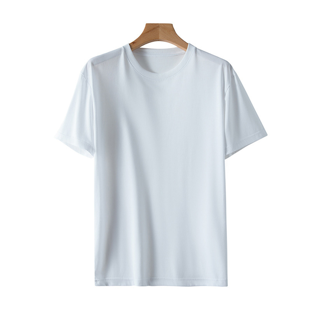 Einfarbiges kurzärmliges T-Shirt mit Rundhalsausschnitt