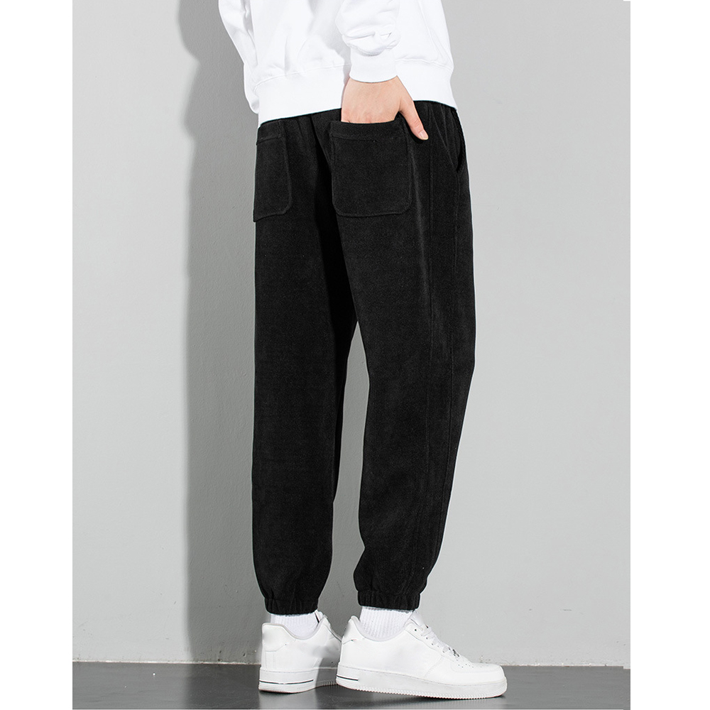 Sportliche Freizeithose für Herren aus Cord und Fleece