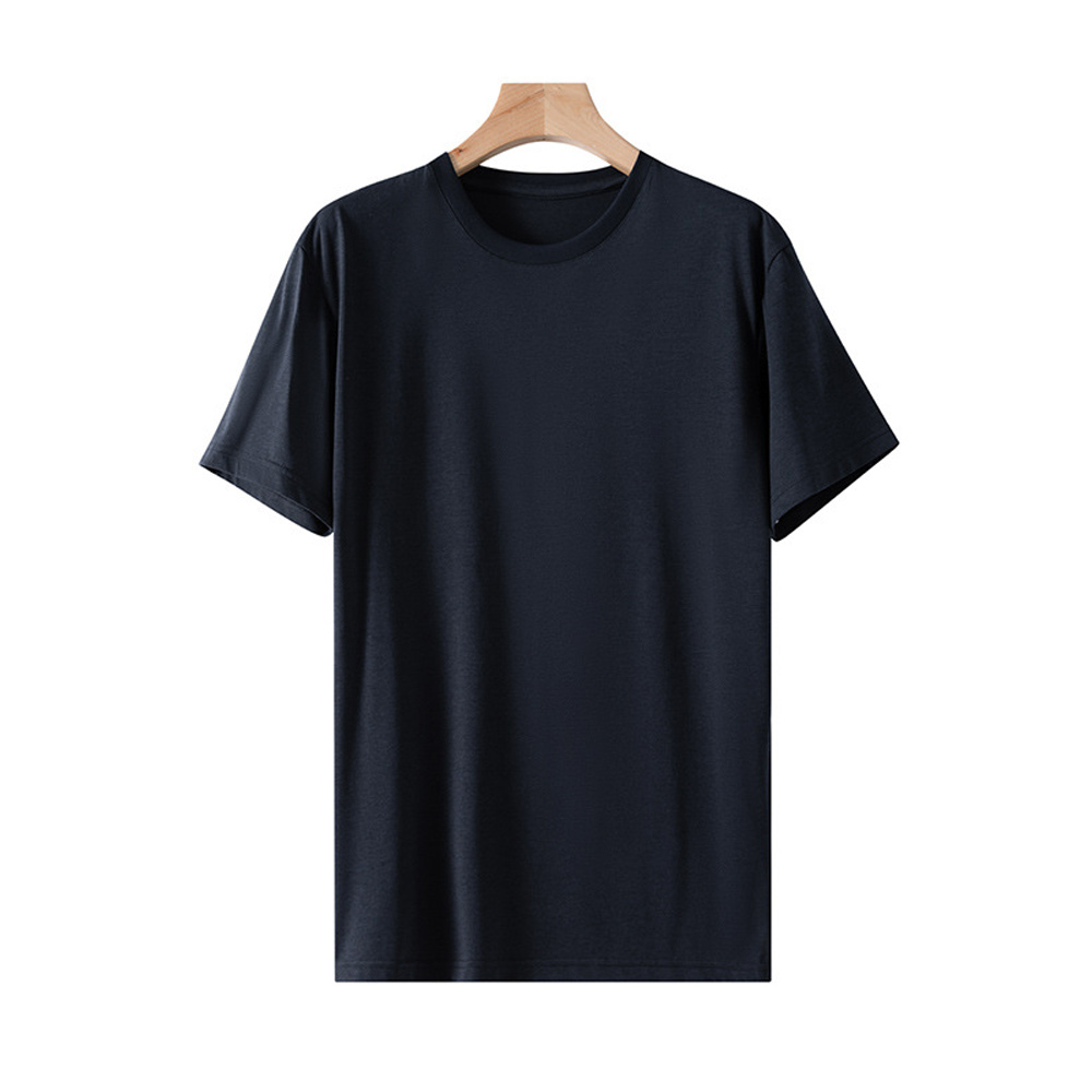 Einfarbiges kurzärmliges T-Shirt mit Rundhalsausschnitt