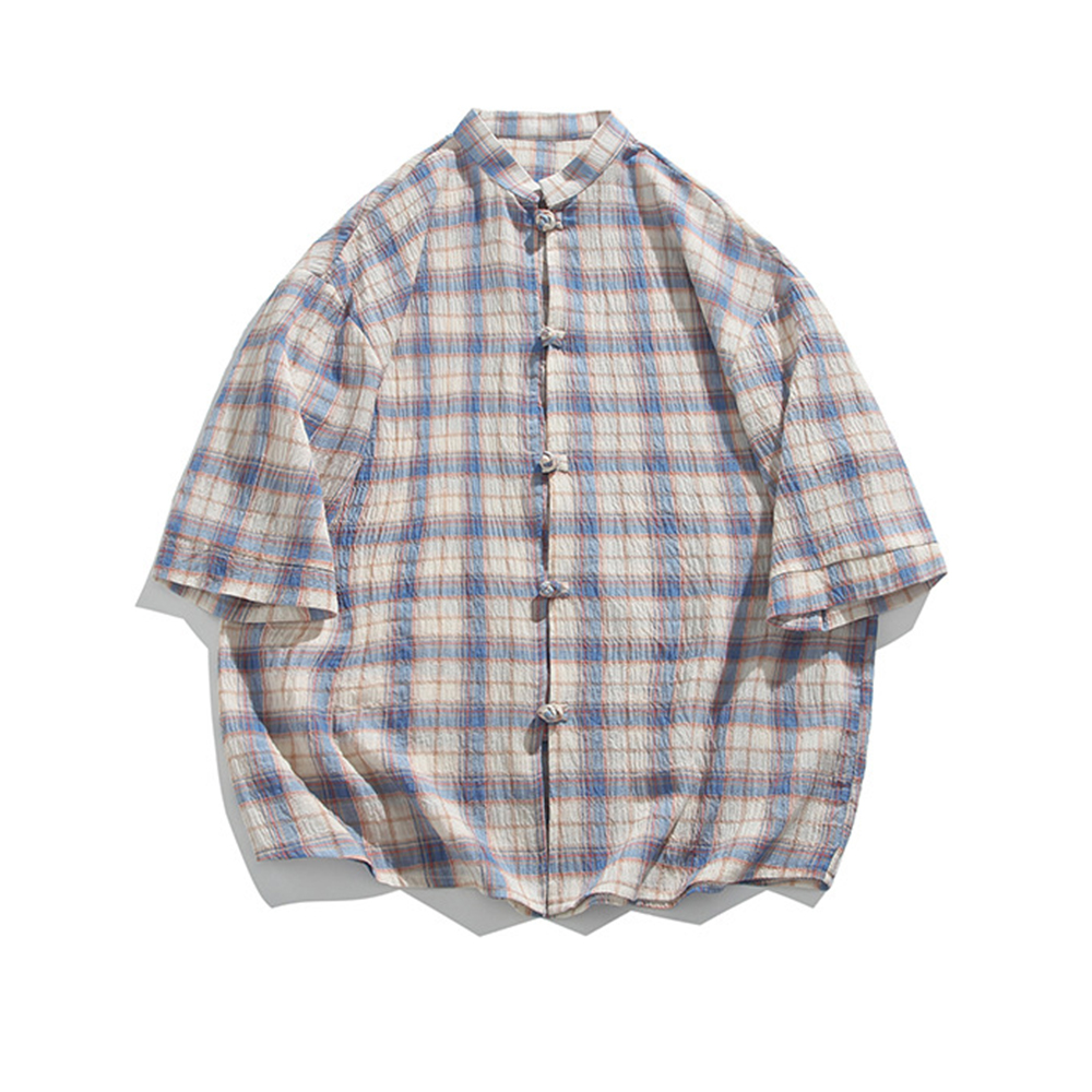 Kariertes Kurzarmhemd mit Button-Down-Kragen