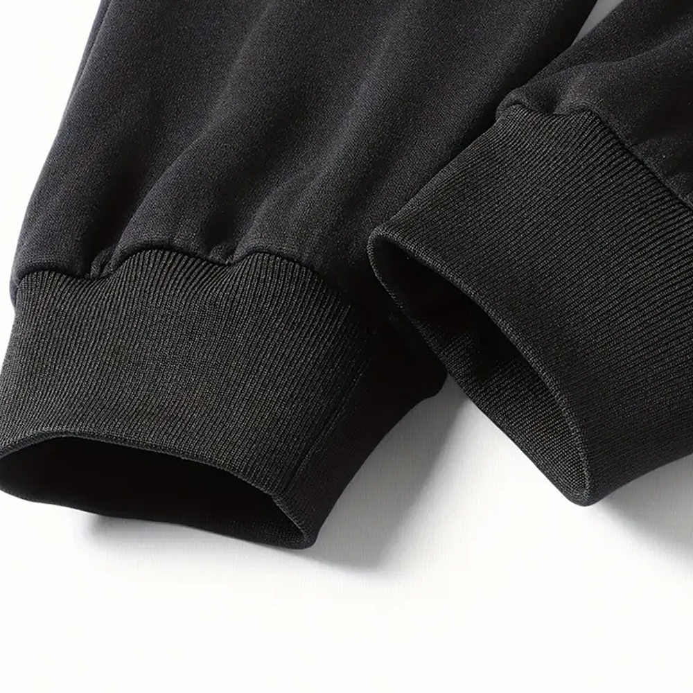 Stilvolles Herren-Set aus Langarm-Sweatshirt und Jogginghose