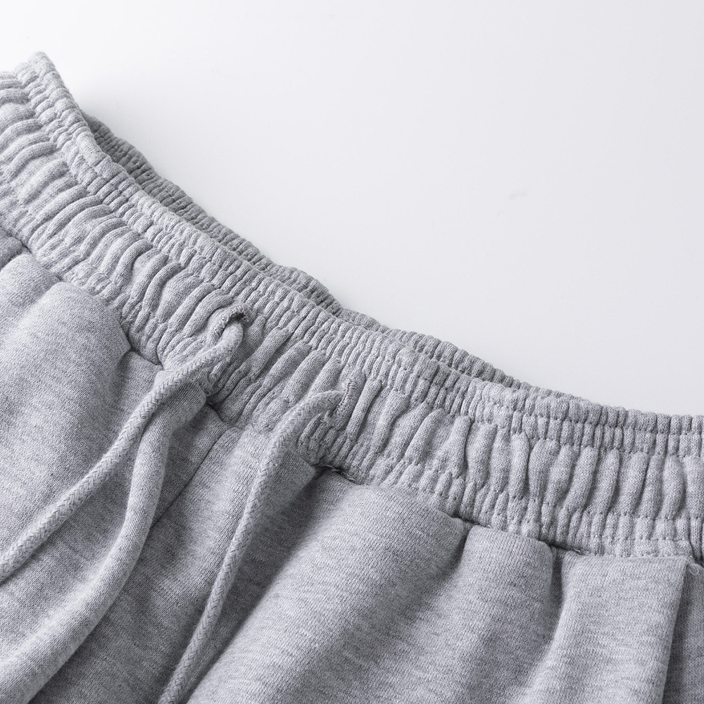 Lässige bequeme locker sitzende Sporthose für Herren